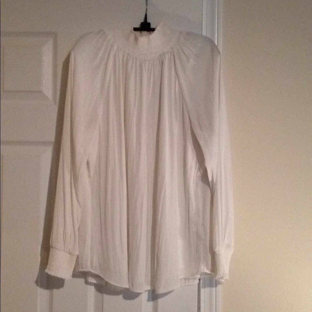 CHICOS! Ecru mock neck!